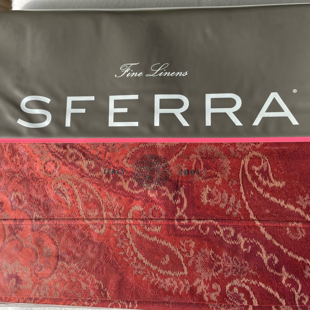 NEW SFERRA CAYENNE  FULL/QUEEN DUVET   88" x 92"